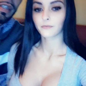 Meet your Posher, Celese